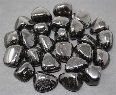 Black Tourmaline: The Negative Energy Shield - Stepup9