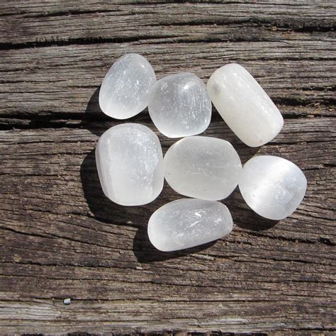 Selenite: The Spiritual Cleanser - Stepup9